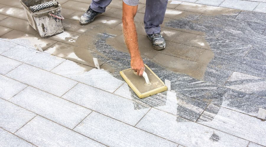Professional gutter cleaning in Verden, OK